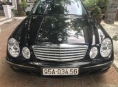 Bán Mercedes E240 đời 2004, màu đen, 368tr