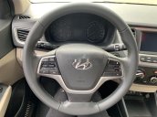 Bán Hyundai Accent sản xuất 2019, màu trắng, nhập khẩu nguyên chiếc  