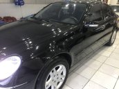 Bán Mercedes E240 đời 2004, màu đen, 368tr