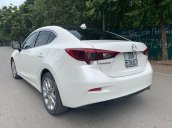 Cần bán Mazda 3 năm sản xuất 2015, màu trắng, 540tr