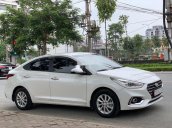 Bán Hyundai Accent sản xuất 2019, màu trắng, nhập khẩu nguyên chiếc  