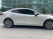 Cần bán Mazda 3 năm sản xuất 2015, màu trắng, 540tr