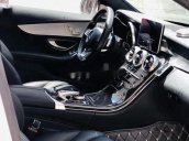 Bán Mercedes V220 2017, màu đen, nội thất kem