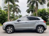 Cần bán gấp Mitsubishi Outlander sản xuất năm 2014, màu xám chính chủ