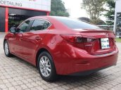 Cần bán gấp Mazda 3 sản xuất 2017, màu đỏ còn mới, giá 579tr