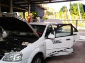 Chính chủ cần bán gấp Daewoo Lacetti đời 2004 còn mới, màu trắng, giá chỉ 125 triệu đồng