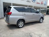 Xe Toyota Innova đời 2018 số sàn, giá 629tr