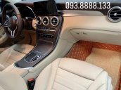 Bán Mercedes GLC 300 4Matic đời 2019, màu đen