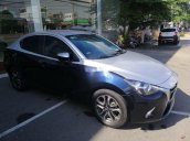 Cần bán gấp Mazda 2 đời 2016, màu đen số tự động