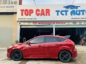 Bán Ford Focus Sport 1.5L đời 2017, màu đỏ 