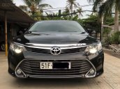 Bán ô tô Toyota Camry 2.0E sản xuất 2016, màu đen, giá 780tr