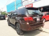 Bán Toyota Fortuner đời 2016, màu nâu số tự động