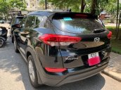 Xe Hyundai Tucson 2.0AT năm 2019, màu đen số tự động