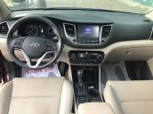 Bán xe Hyundai Tucson sản xuất năm 2018, màu đỏ