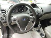 Cần bán xe Ford Fiesta sản xuất năm 2013, màu trắng, nhập khẩu, giá tốt