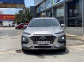 Bán Hyundai Kona 1.6AT năm 2018, màu bạc  