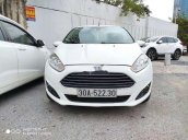 Cần bán xe Ford Fiesta sản xuất năm 2013, màu trắng, nhập khẩu, giá tốt