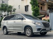 Cần bán Toyota Innova đời 2014