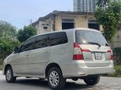 Cần bán Toyota Innova đời 2014