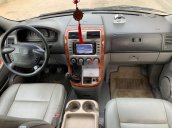 Cần bán gấp Kia Carnival năm sản xuất 2006, màu đen còn mới