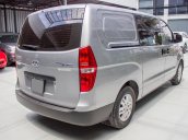 Cần bán Hyundai Starex năm 2017, màu bạc, nhập khẩu