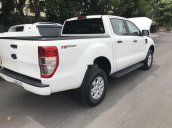 Bán ô tô Ford Ranger XLS 2.2AT sản xuất 2017, màu trắng, nhập khẩu