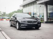 Hỗ trợ giao xe nhanh toàn quốc với chiếc BMW 5 Series 530i, đời 2019, nhập khẩu