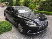 Cần bán Lexus LS sản xuất năm 2016, màu đen, xe nhập