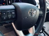 Cần bán Toyota Hilux 3.0 đời 2015, xe nhập số tự động