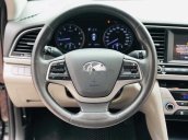 Cần bán xe Hyundai Elantra năm 2016, màu đen, giá tốt