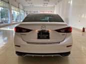 Cần bán lại xe Mazda 3 Luxury 1.5AT năm sản xuất 2019, màu trắng