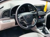 Cần bán xe Hyundai Elantra năm 2016, màu đen, giá tốt