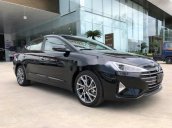 Cần bán Hyundai Elantra năm 2020, màu đen 