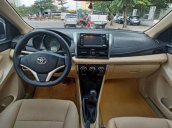 Cần bán gấp xe Toyota Vios sản xuất năm 2015 xe gia đình đi giữ gìn