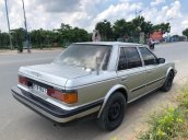 Cần bán Nissan Bluebird 1988, màu bạc, xe nhập