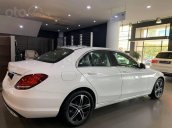 Mercedes C180 - 2020 giảm ngay 50 triệu + tặng bảo hiểm + tặng 2 năm bảo dưỡng miễn phí