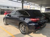 Mercedes GLC300 4matic xanh đen trả trước 700tr nhận xe