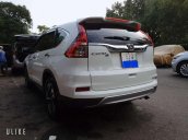 Cần bán lại xe Honda CR V sản xuất 2017, màu trắng còn mới 