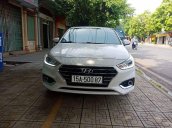 Cần bán lại xe Hyundai Accent 1.4 đời 2019, màu trắng còn mới, giá tốt