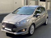 Bán ô tô Ford Fiesta năm sản xuất 2016, màu xám còn mới 