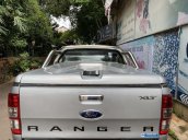 Cần bán Ford Ranger XLT năm sản xuất 2014, màu bạc