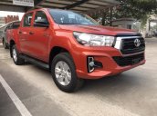 Bán Toyota Hilux E 2020, màu đỏ, giá chỉ 662 triệu