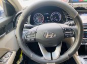 Bán xe Hyundai Elantra 2019, màu trắng giá cạnh tranh