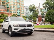 Khuyến mãi xe Tiguan Allspace màu trắng giảm giá 12 % tiền mặt (Tương đương 207 triệu)