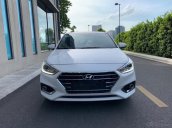 Bán Hyundai Accent màu trắng, sản xuất năm 2020, xe mới 100%, số tự động, giá hấp dẫn 499 triệu