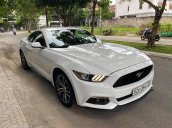 Cần bán lại xe Ford Mustang sản xuất 2014, màu trắng xe nhập giá chỉ 1 tỷ 750 triệu đồng