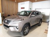 Bán ô tô Toyota Fortuner 2020, màu bạc, xe nhập