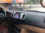 Bán xe Toyota Hilux 2014, màu đen, nhập khẩu còn mới, giá tốt