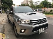 Cần bán Toyota Hilux 3.0 2015, màu xám, xe nhập còn mới, giá tốt