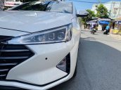 Bán xe Hyundai Elantra 2019, màu trắng giá cạnh tranh